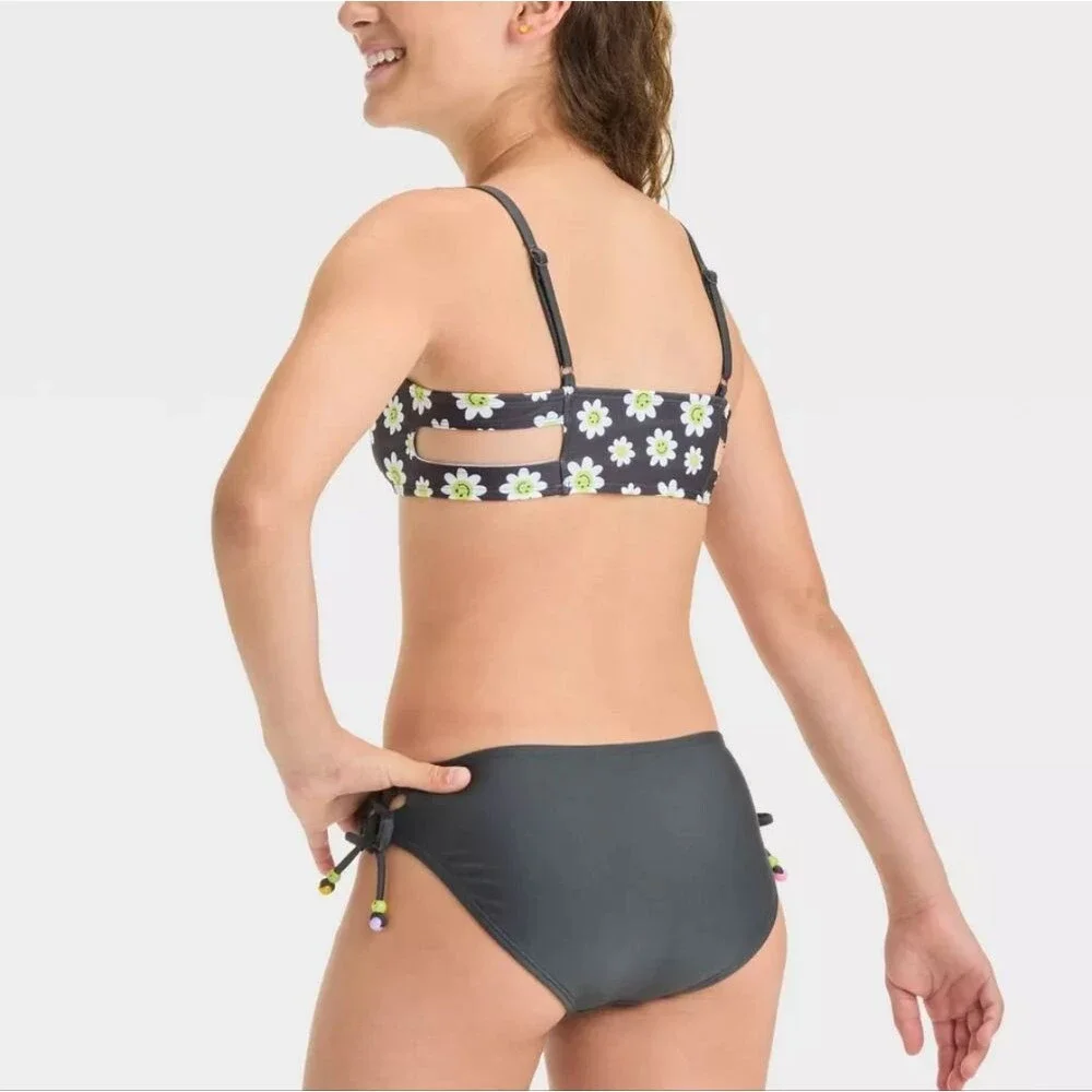Art Class Size 8 Smiling Daisy Floral Printed Bikini Set